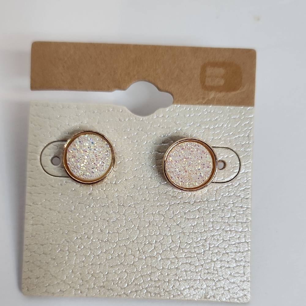 Buckle Stud Earrings NWT